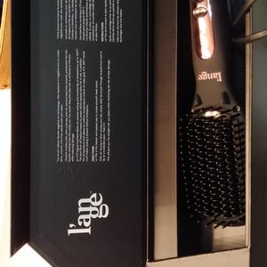 L'ange levite hairbrush straightener